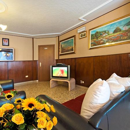 Hotel Bianchi Bibione Extérieur photo