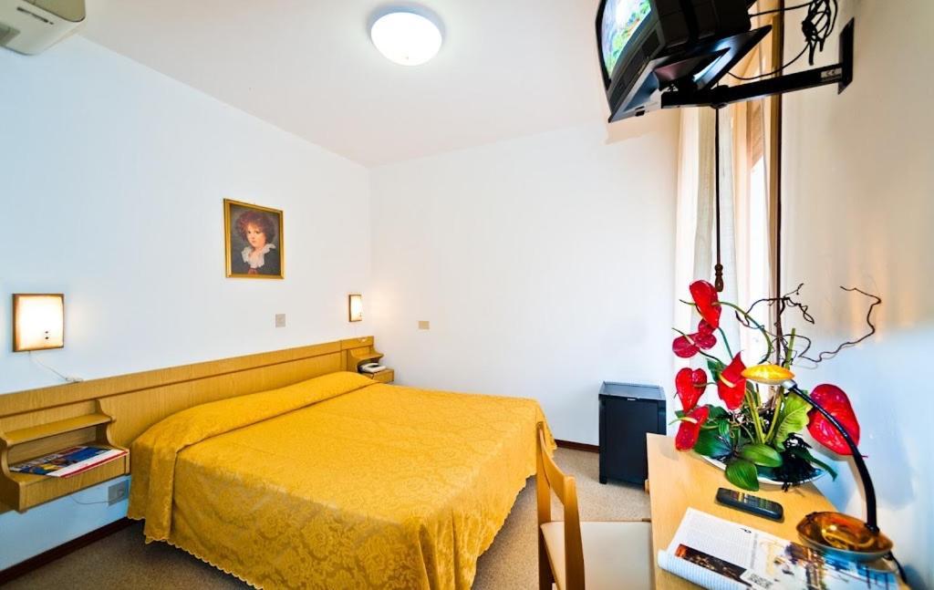Hotel Bianchi Bibione Extérieur photo