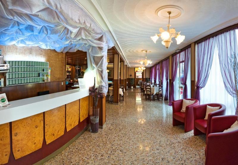 Hotel Bianchi Bibione Extérieur photo