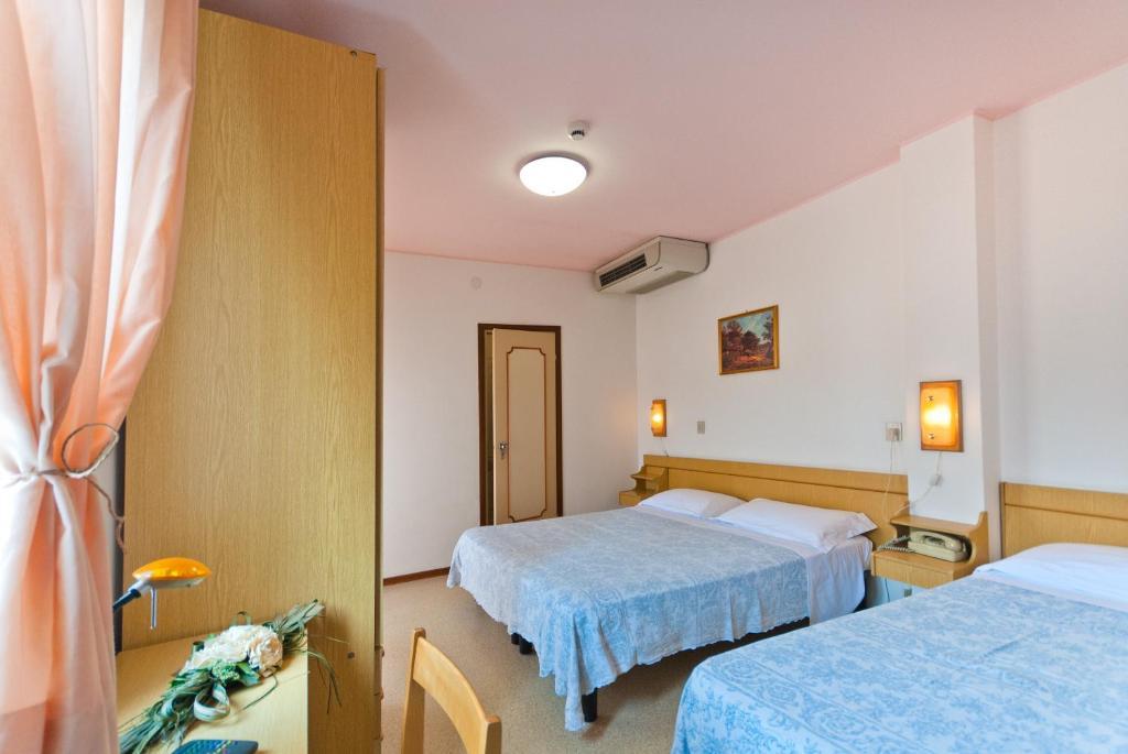 Hotel Bianchi Bibione Chambre photo