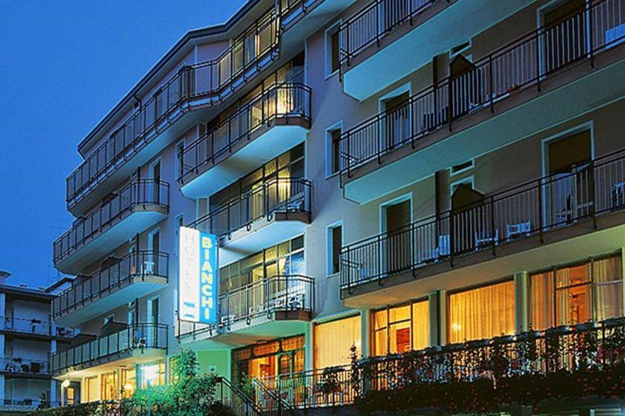 Hotel Bianchi Bibione Extérieur photo