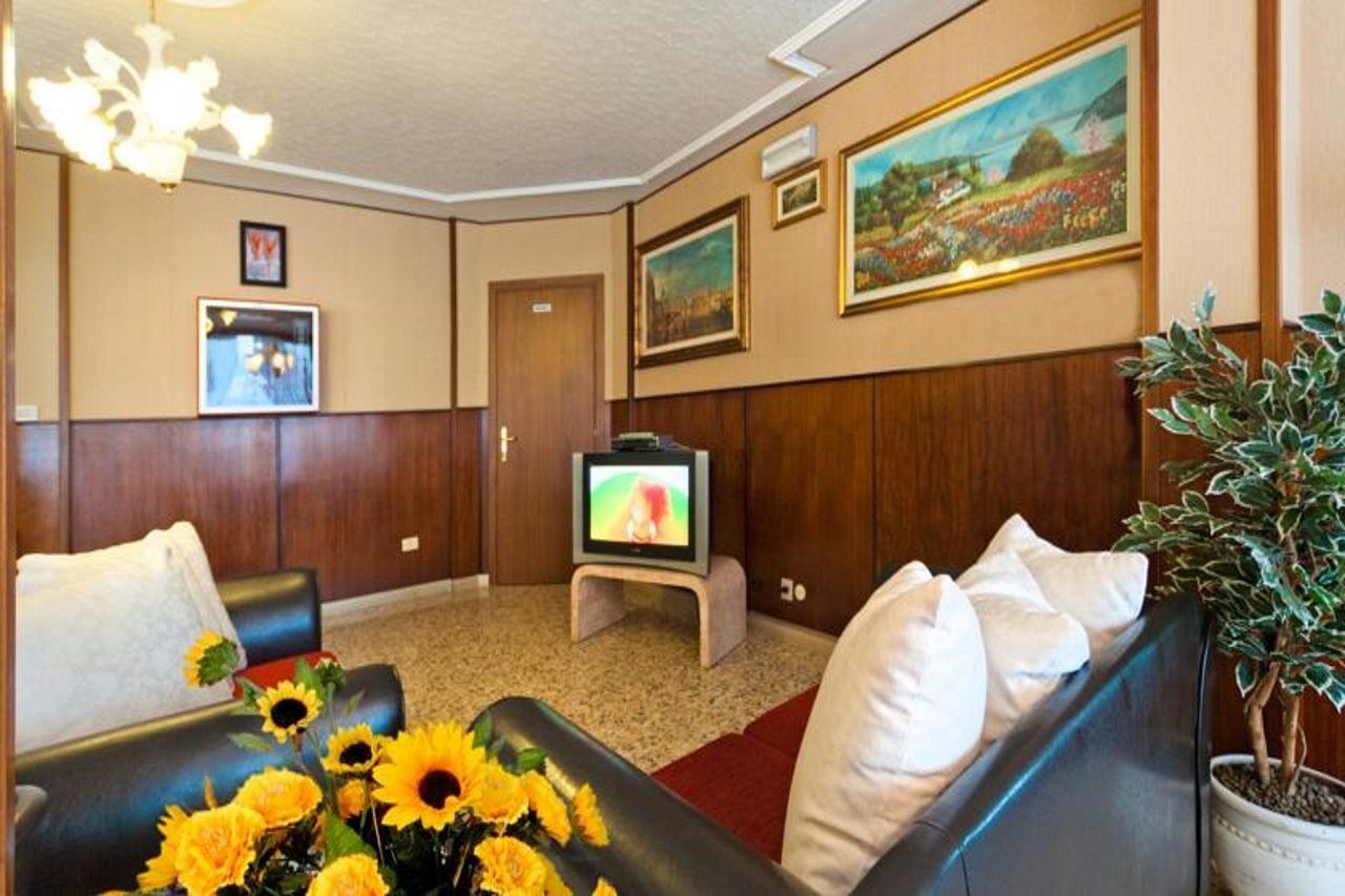 Hotel Bianchi Bibione Extérieur photo